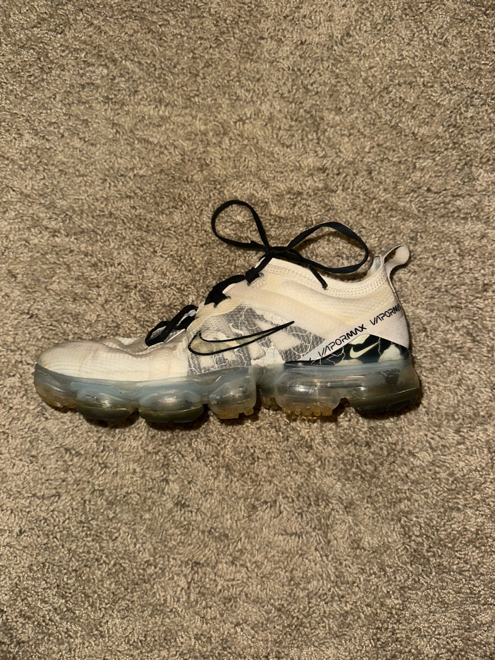 Nike Air VaporMax 2019 Vast Grey Floral Sneakers Women’s 7
